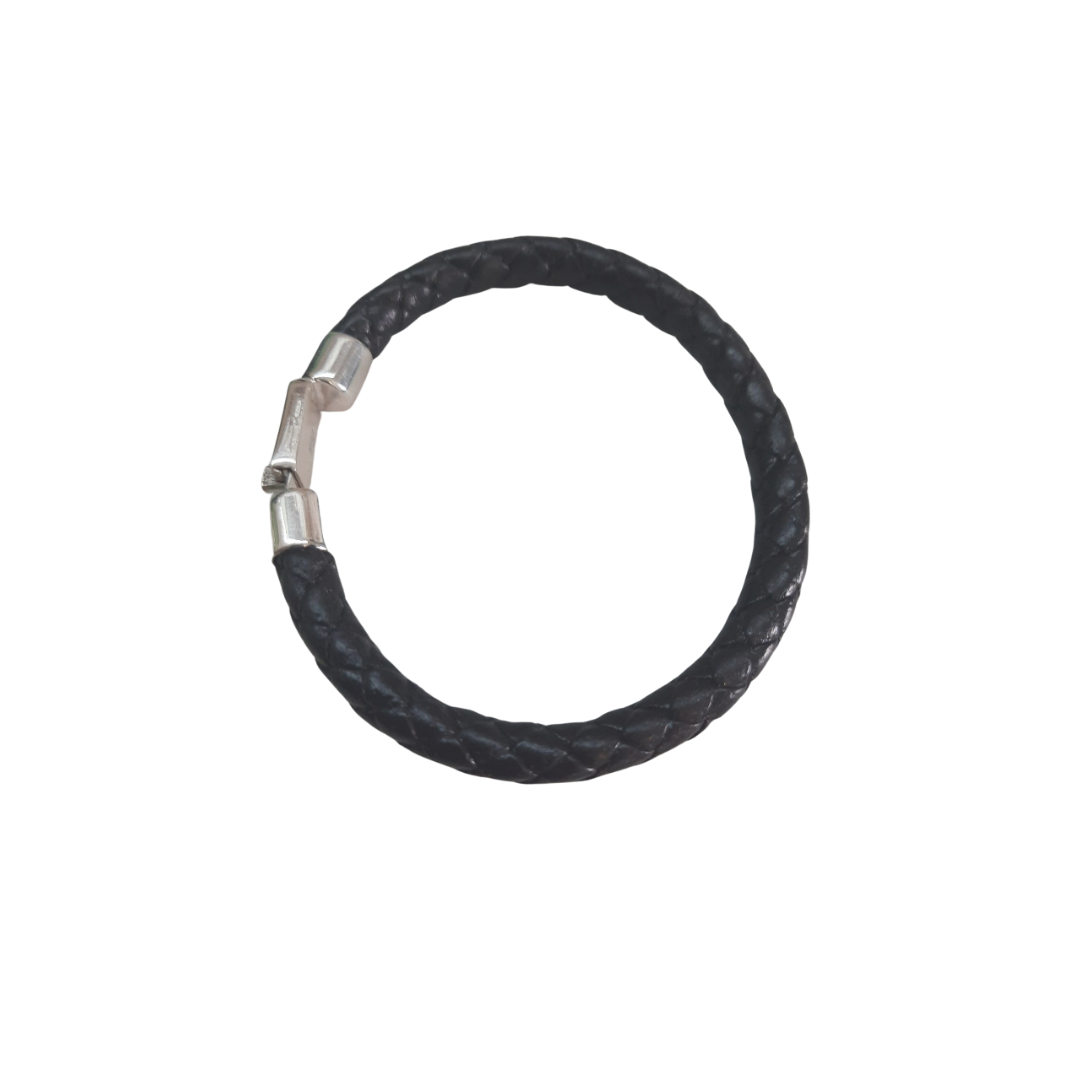 BRAIDED LEATHER BRACELET WITH SILVER